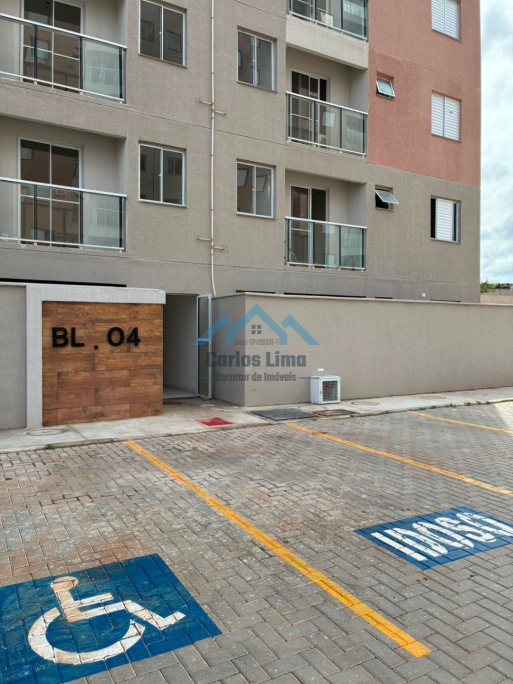 Foto 1 - Apartamento à venda no  Center Ville, Arujá